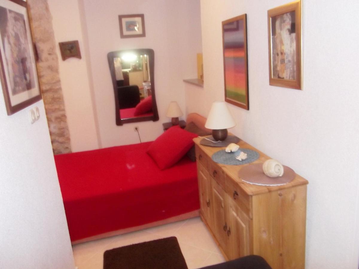 Apartments By The Sea Blace, Neretva Delta - Usce Neretve - 16068 Exterior foto